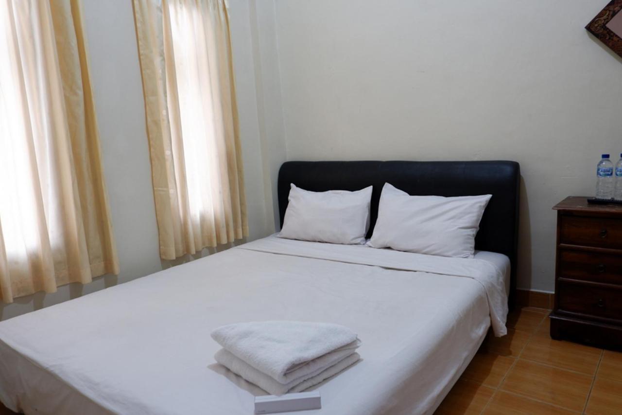 Hotel Khresna Guest House Malioboro Mitra Reddoorz 2*